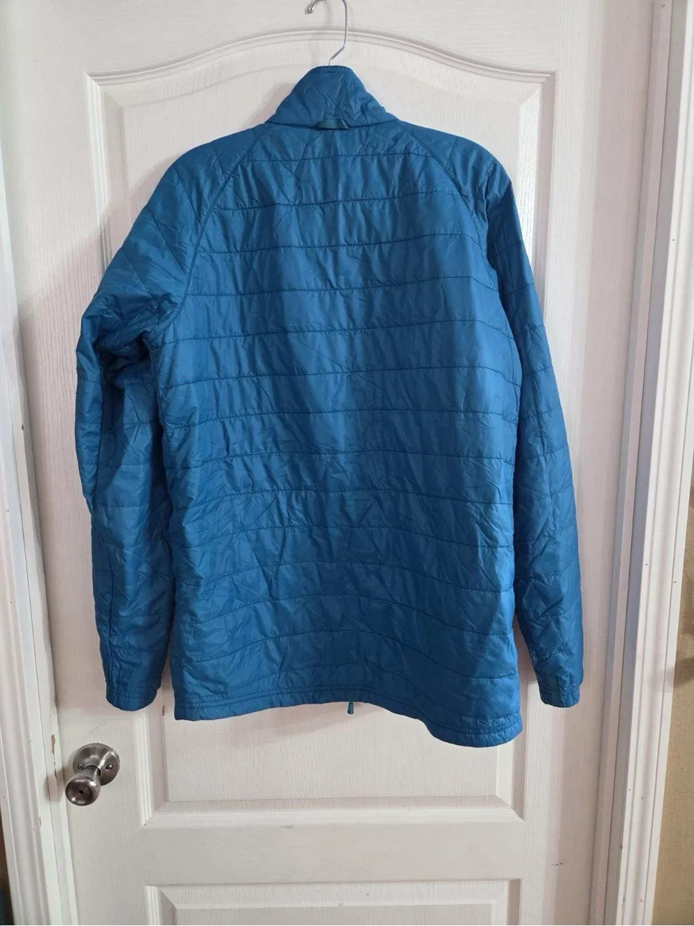 Under Armour Women’s Insulated Quilted Jacket Sz L. JY-67 - Picture 2 of 5